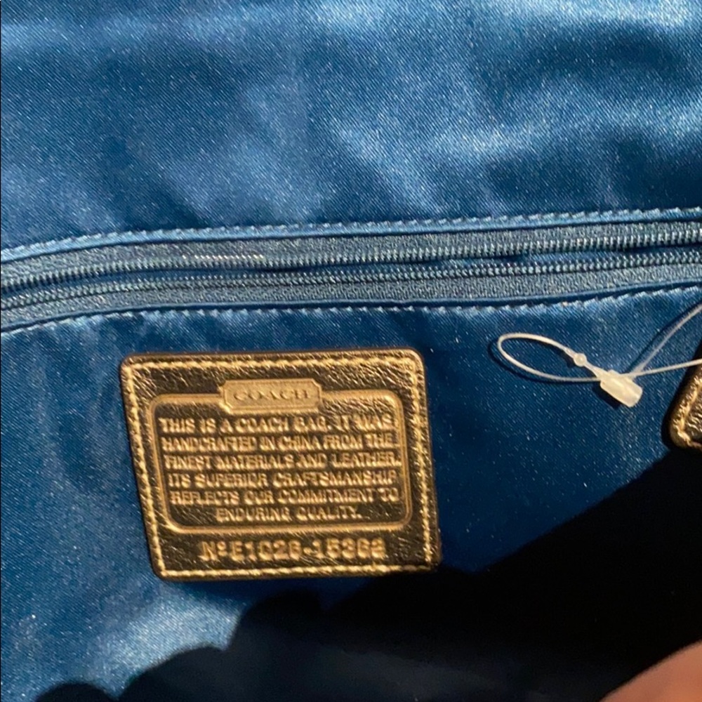 Coach Wallet - Picture 5 of 9